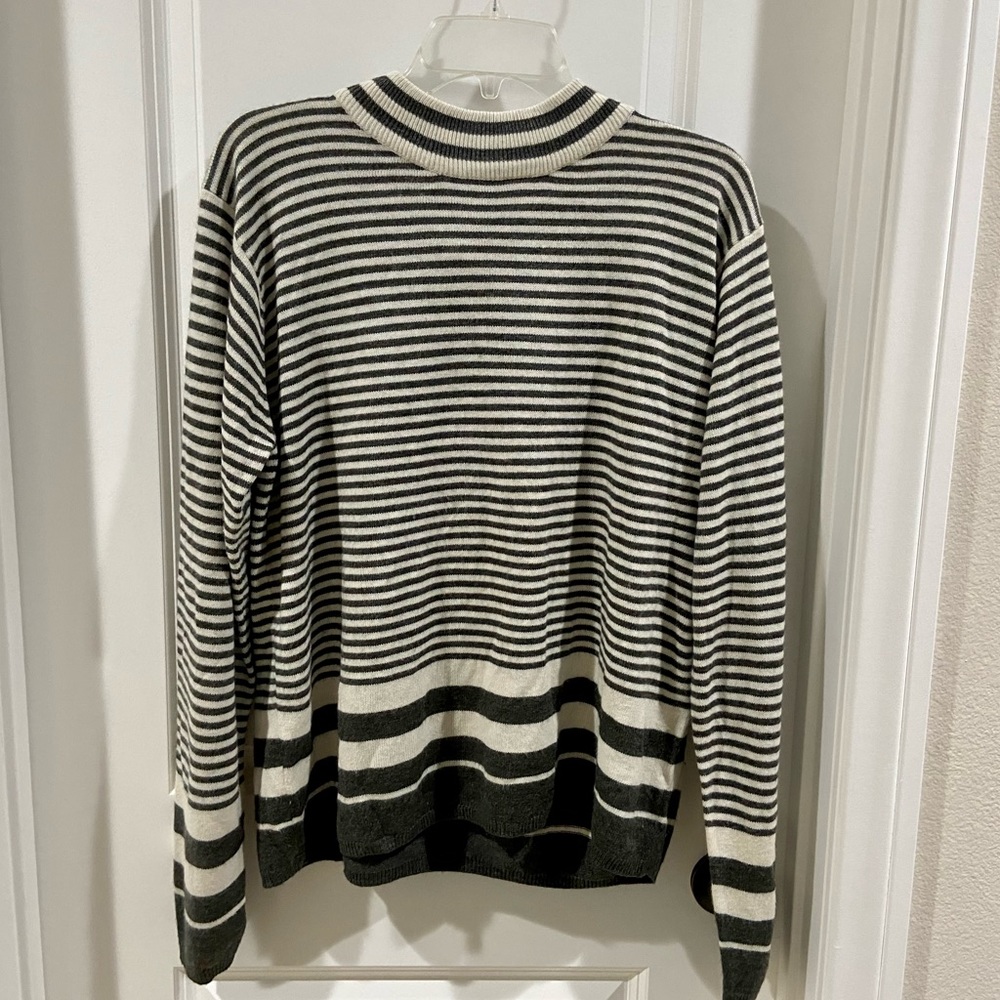 Sag Harbor Striped Soft Sweater Cream Grey Mock Neck Long Sleeve Size M